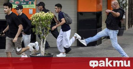 Протестиращи влязоха в сблъсъци с полицията по време на едни