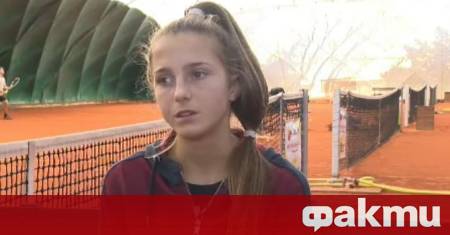 Росица Денчева се класира за полуфиналите на двойки на тенис