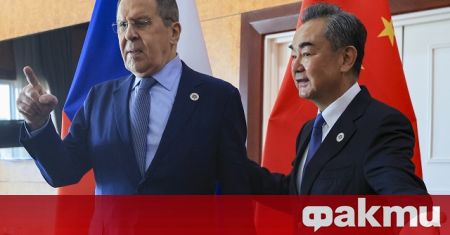 Външните министри на Русия и Китай демонстративно напуснаха залата в