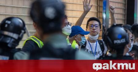 Полицията в Хонконг е задържала десетки протестиращи по време на