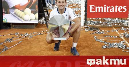 Каспер Рууд триумфира с титлата на турнира Мастърс 1000 в