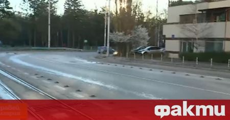 Момиче управлявало тунингован автомобил самокатастрофира в София Инцидентът е станал в