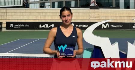 Елизара Янева се класира убедително за полуфиналите на турнира на