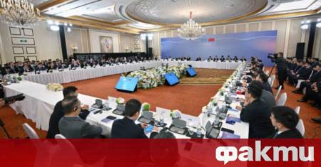 На кръгла маса с представители на китайската бизнес общност президентът