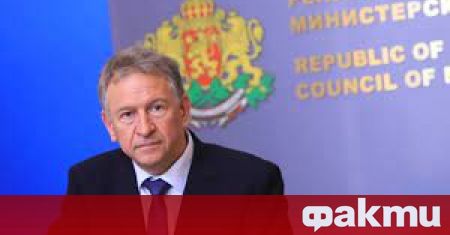 Служебният министър на здравеопазването д-р Стойчо Кацаров даде срок от