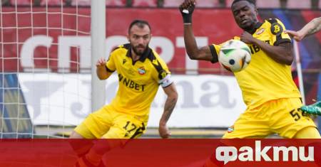 Слънчев следобед изпълнен с надежди и ново начало озари тренировъчната