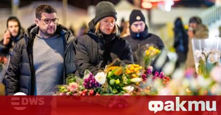 Близки на загиналите и пострадалите при трагичния пожар в бар