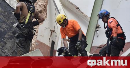 Ливански спасители откриха признаци на живот под развалините на сграда
