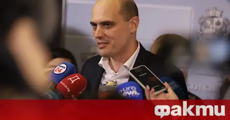 Photo of Plamen Danilov : Boris Bunev a menacé le PP-DB que s’il formait une coalition avec le mouvement GERB, il rejoindrait l’opposition avec ses huit membres du conseil ᐉ Nouvelles de Fakti.bg – Bulgarie