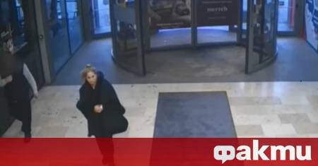 27 януари 15 часа и 45 минути В един от