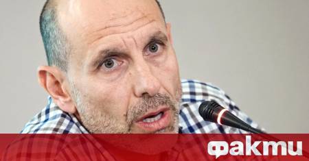 Мартин Петров посети новооткрития клубен магазин на ЦСКА в центъра