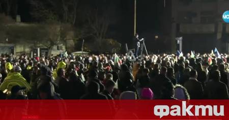 Контрапротести организирани от ДПС – Ново начало се проведоха в