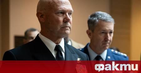 Командирът на Специалните операции на Военноморските сили на САЩ адмирал