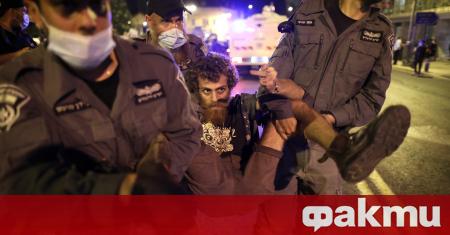 Израелската полиция е задържала рано тази сутрин 12 демонстранти отказали