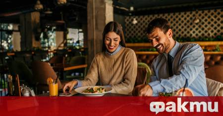 Средната цена на вечеря с три ястия за двама в