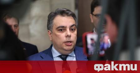 Пеевски доста често обещава нашите общи пари от бюджета както