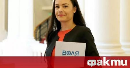 Депутатката от Воля Елена Пешева чието минало на участничка в