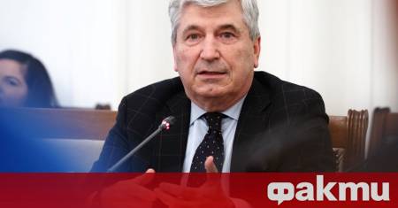 ФАКТИ публикува мнения с широк спектър от гледни точки за