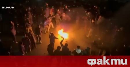 Въпреки липсата на комуникации което прекъсна достъпа до интернет и