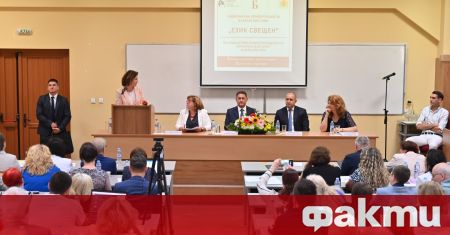 Необходим ни е Национален културен институт който да обединява българските