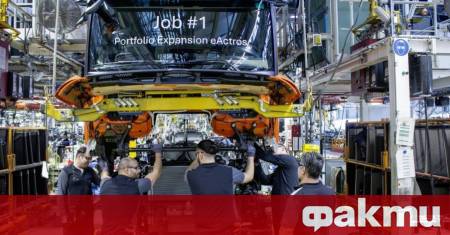 Заводът на Mercedes Benz във Вьорт вдигна завесата за новата