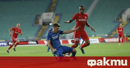 Бившият нападател на Левски Дени Алар може набързо да си