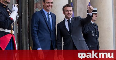 Френските и испанските представители обявиха споразумението за двойно гражданство съобщи