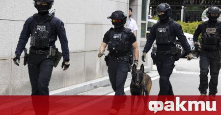 Най малко двайсет души бяха ранени днес след като камион