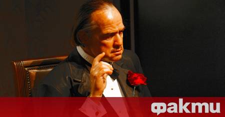 Холивудският актьор Марлон Брандо може би е баща на едно