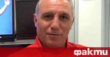 Христо Стоичков спази традицията и окуражи футболистите на ЦСКА преди