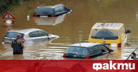 Поради силните дъждове и наводнения в Европа много автомобили останаха