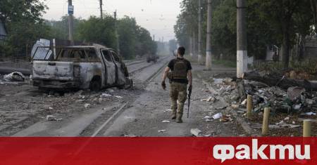 Тийнейджър е бил хоспитализиран след атака с дрон срещу пътнически