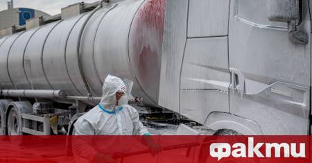 Големи части от област Ларнака на остров Кипър бяха поставени