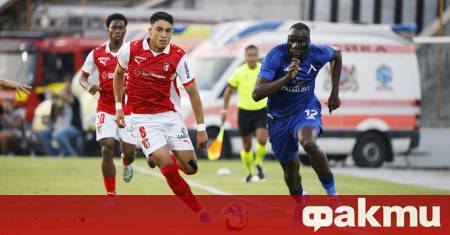 Гръцкият гранд Панатинайкос е проявил сериозен интерес към испанския десен