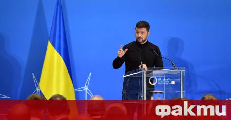 Президентът на Украйна Володимир Зеленски подписа закона за множественото гражданство