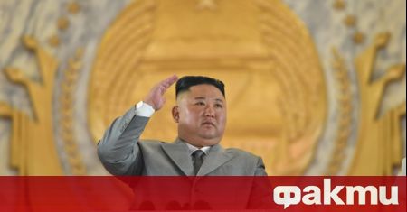 Севернокорейският лидер Ким Чен ун изрази в неделя пълна подкрепа за