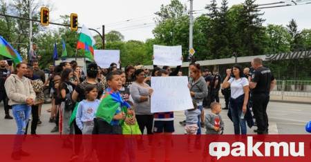 Жители на столичния квартал Захарна фабрика отново излязоха на протест