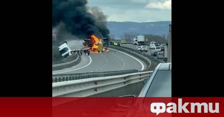 Катастрофа блокира Северната скоростна тангента в района на Илиянци Ударили
