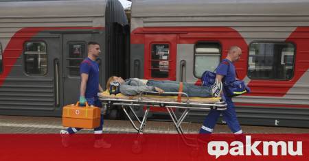 Два влака дерайлираха днес сутринта в два различни района на