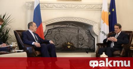 Руското правителство е готово да подкрепи диалога между Кипър и