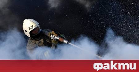 Два резервоара за съхранение на нефт в пристанището Темрюк се