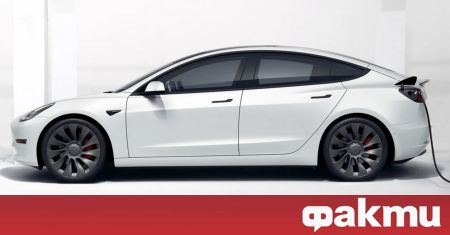 Собственици на автомобили от марката Tesla са помолени да не