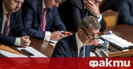 Представители на Чехия обявиха, че ще ограничат броя на служителите
