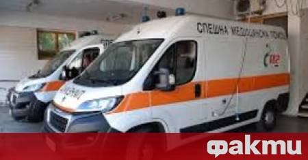 Пътник в автомобил е пострадал тежко при челен удар на