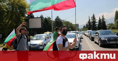 Движението по автомагистрала Марица посока Турция където беше блокадата край