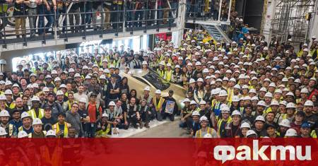 Tesla изневери на репутацията си за често забавяне като пусна