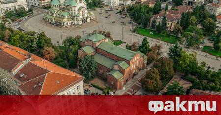 Забранява се престоят и паркирането на пътни превозни средства на