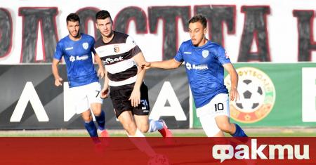 Локомотив Пловдив победи Черно море с 2:1 в мач от