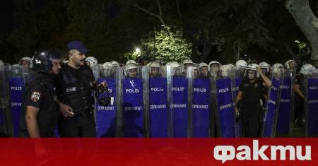 Шестима водещи турски журналисти са били извикани днес да дадат