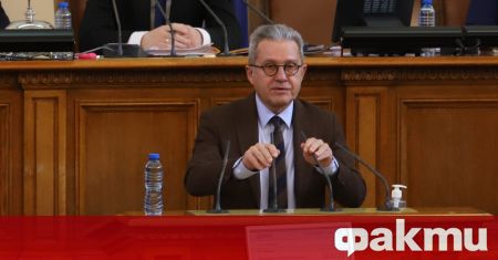 ДПС внесе искане за изслушване на вицепремиера Корнелия Нинова във